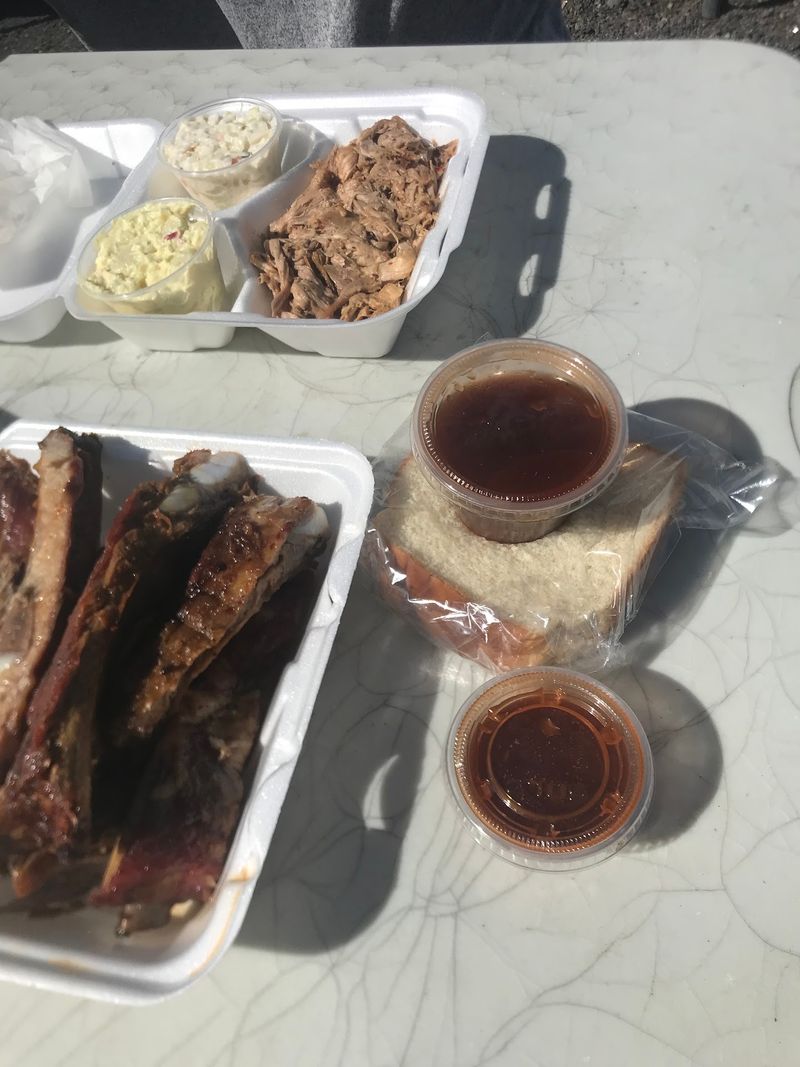 That Vinegar-Pepper Sauce Is A South Carolina Essential