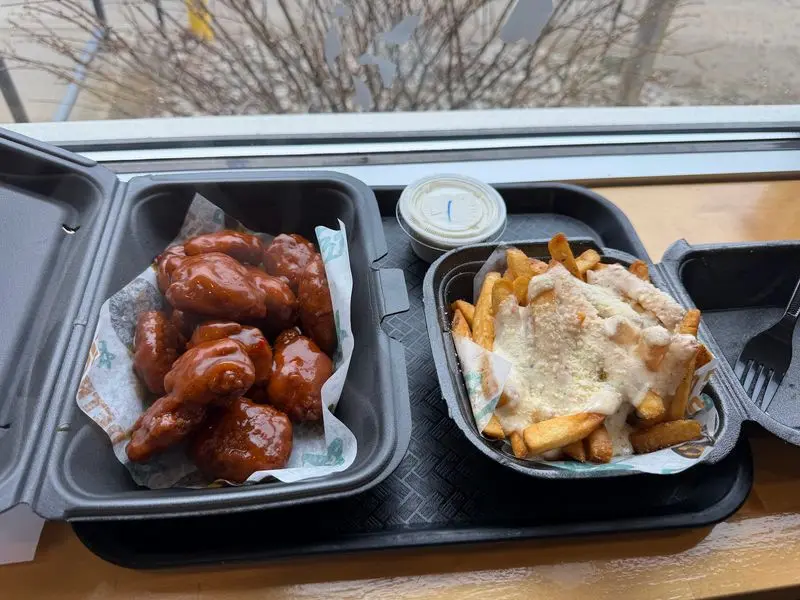 Detroit Wing Company - Traverse City