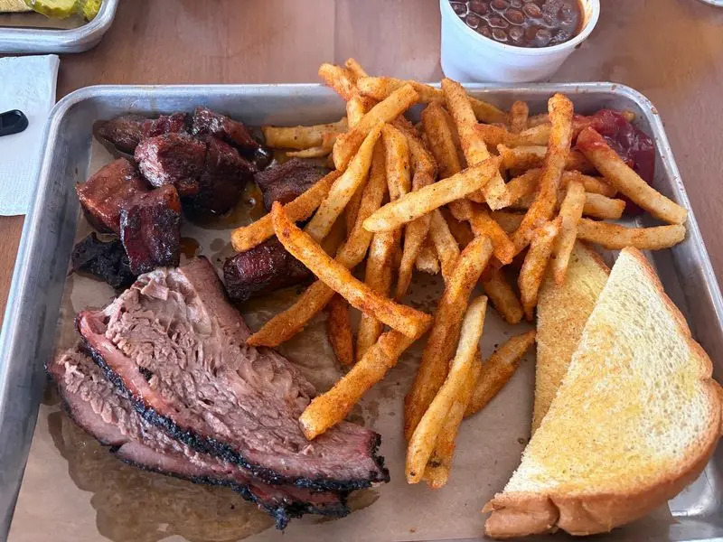Whatcha Smokin BBQ & Brew - Luther