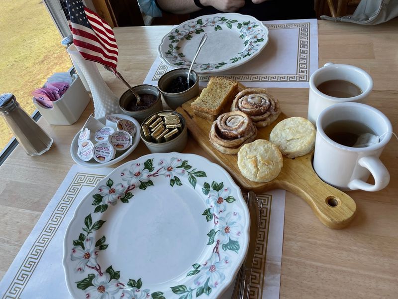 Breakfast, Dinner and Sunday Brunch