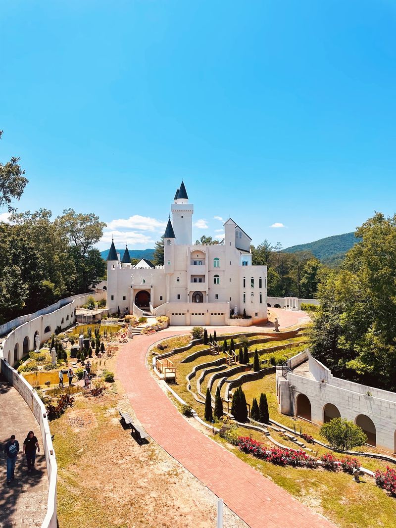 A Castle Stay With a Mountain Setting