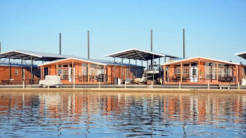 Wake Up Surrounded By Lake Texoma