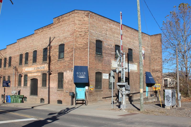 Warehouse Studios - Where the River Arts District's Artist Community Took Root