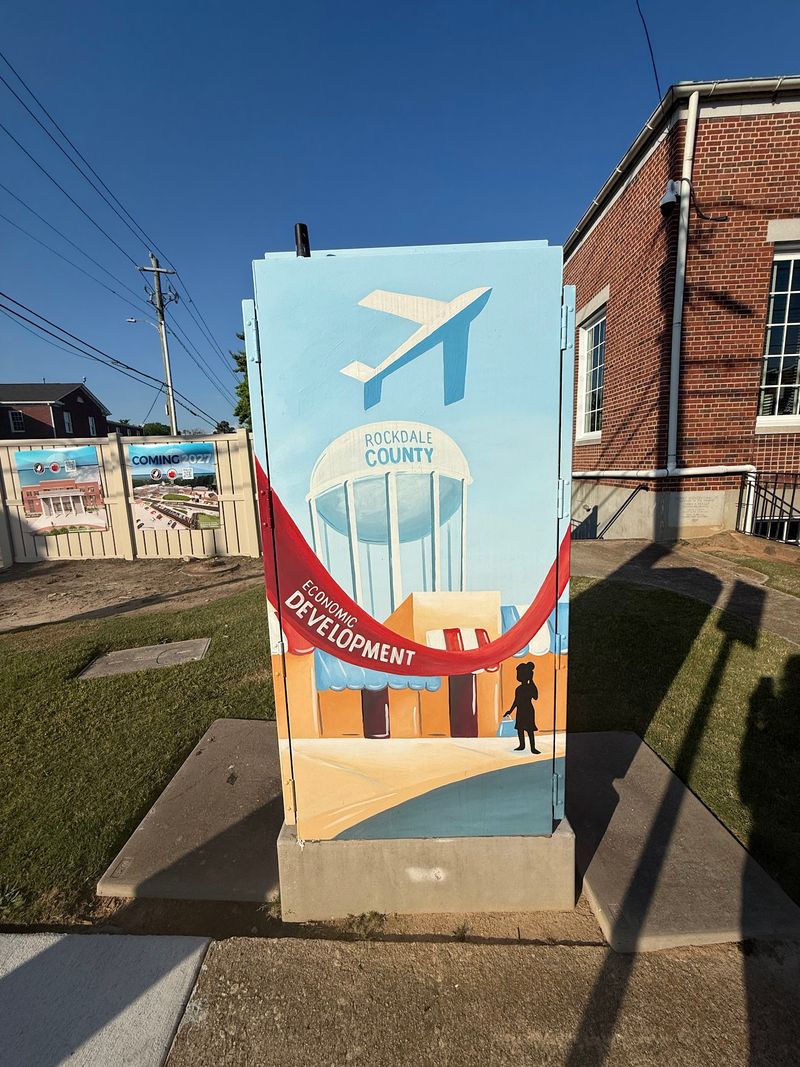 Murals That Turn Corners Into Photo Stops