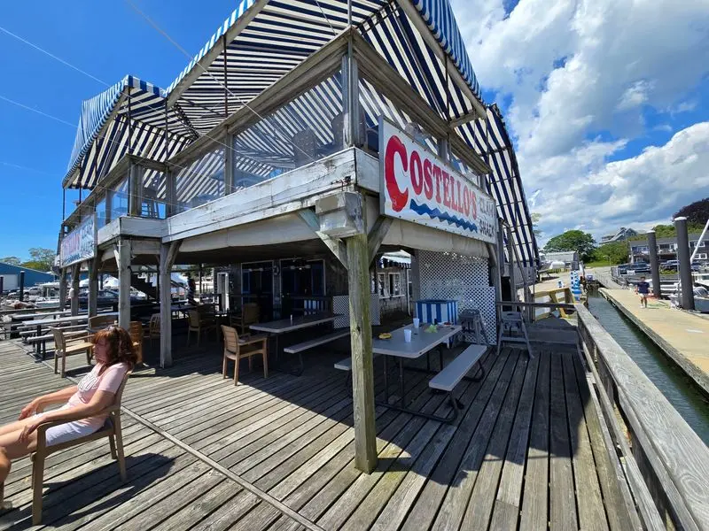 Costello's Clam Shack - Noank