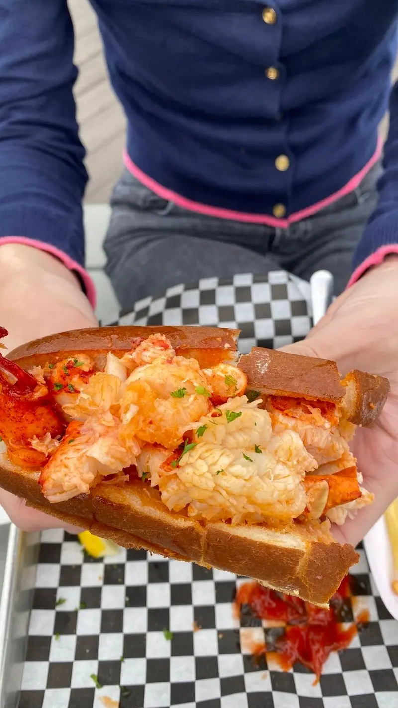SoNo Seaport Seafood in Norwalk, Fairfield County,