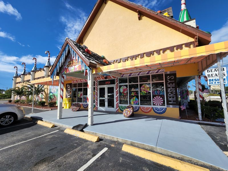 Gretels Candy House - Surfside Beach