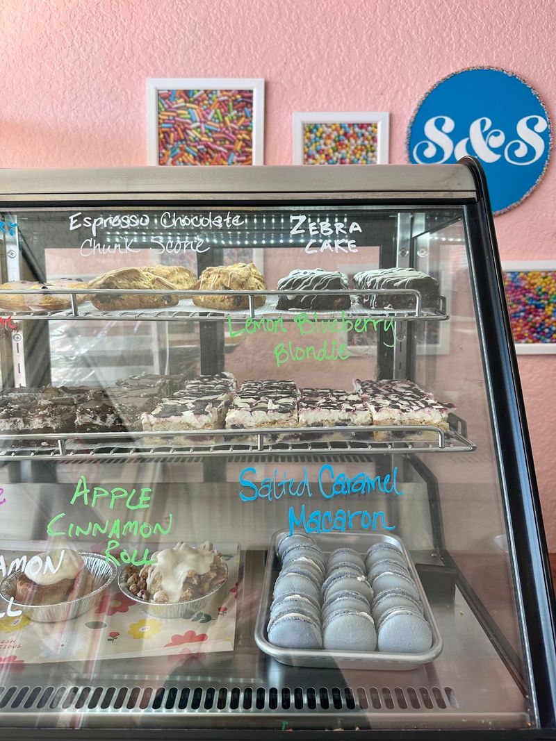 Sprinkles and Spoons Gluten-Free Bakery - San Antonio