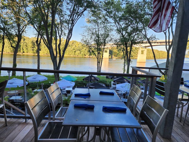 River: A Waterfront Restaurant and Bar - Wethersfield