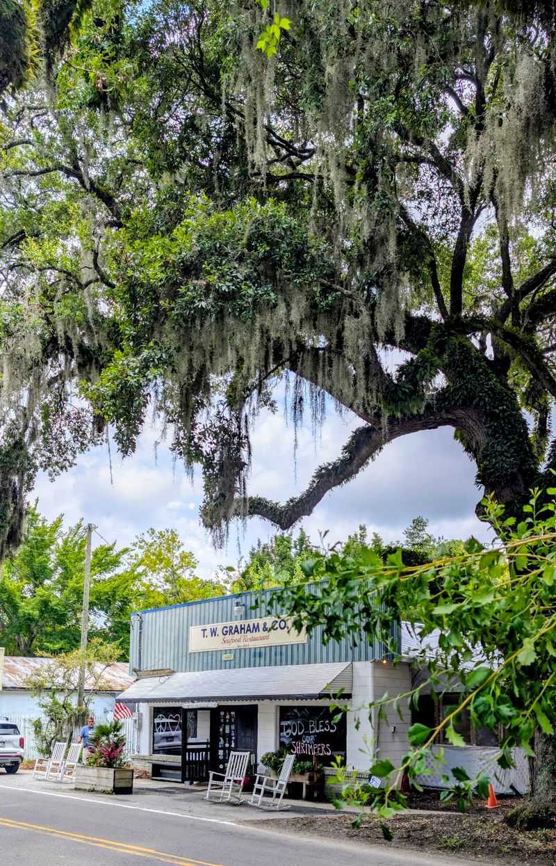 Pair Lunch With A Look Around Historic McClellanville