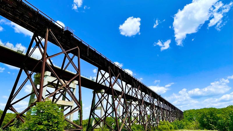 How a Hero's Name Reached the Bridge