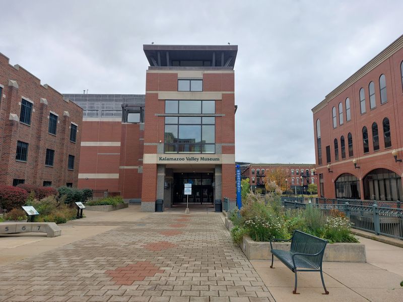 Kalamazoo Valley Museum - Kalamazoo