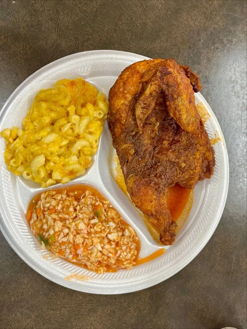 The Hot-Dipped Chicken Is Unlike Ordinary Fried Chicken
