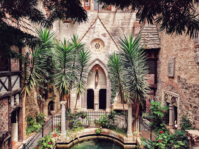 An Indoor Courtyard Full of Surprises