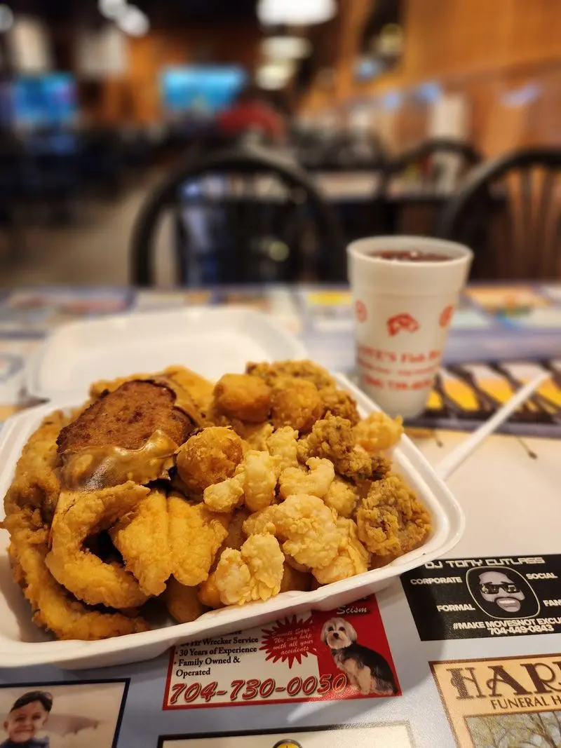 A Roadside Stop With Real Local Pull