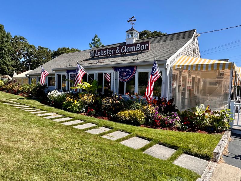 Arnold's Lobster & Clam Bar - Eastham