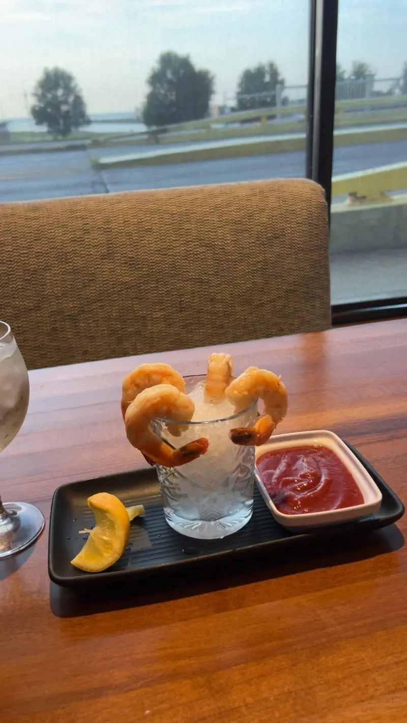 Local Restaurants and Shops Make the Downtown More Than a Pretty Walk