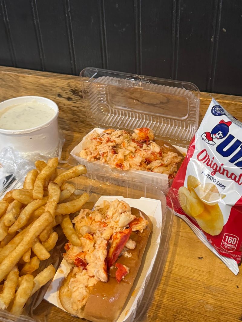 Hot, Cold, or Extra Huge Lobster Choices Keep Things Fun