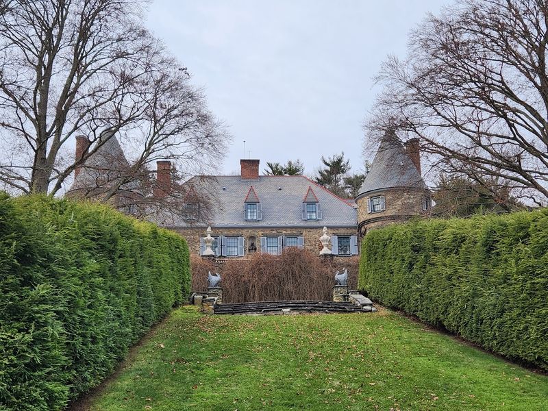 Richard Morris Hunt's Château-Inspired Design