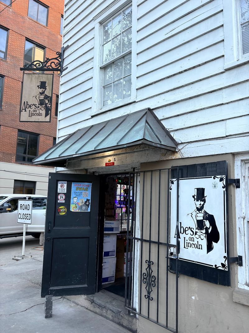 Abe's on Lincoln - Savannah