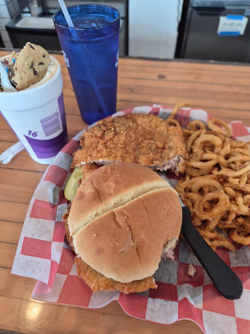 A Crunch That Makes the Drive Feel Worth It