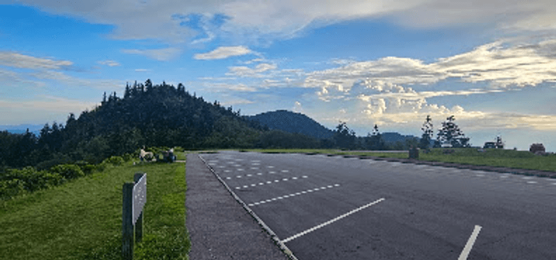 Clear Days Reveal a Lesson in Mountain Layers