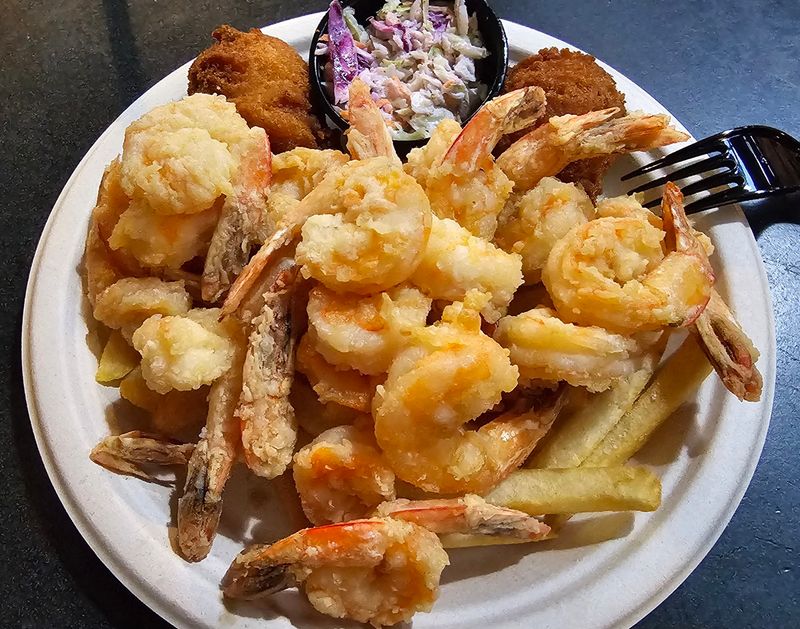 Order the Fried Shrimp Platter
