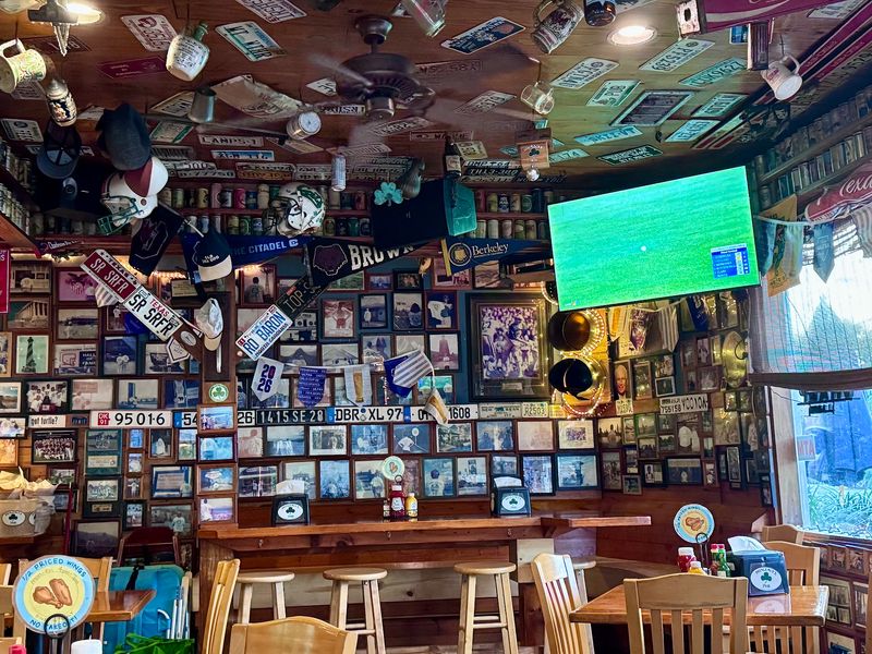 Dunleavy's Pub - Sullivan's Island