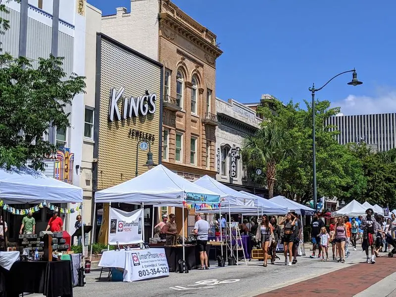 Main Street Comes Alive in Columbia