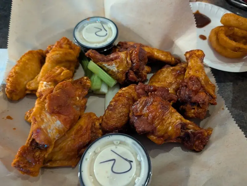 Bougey's Bar & Grill - Brookfield