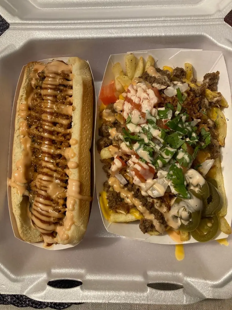 Yoyo's Hot Dog in Houston, Harris County