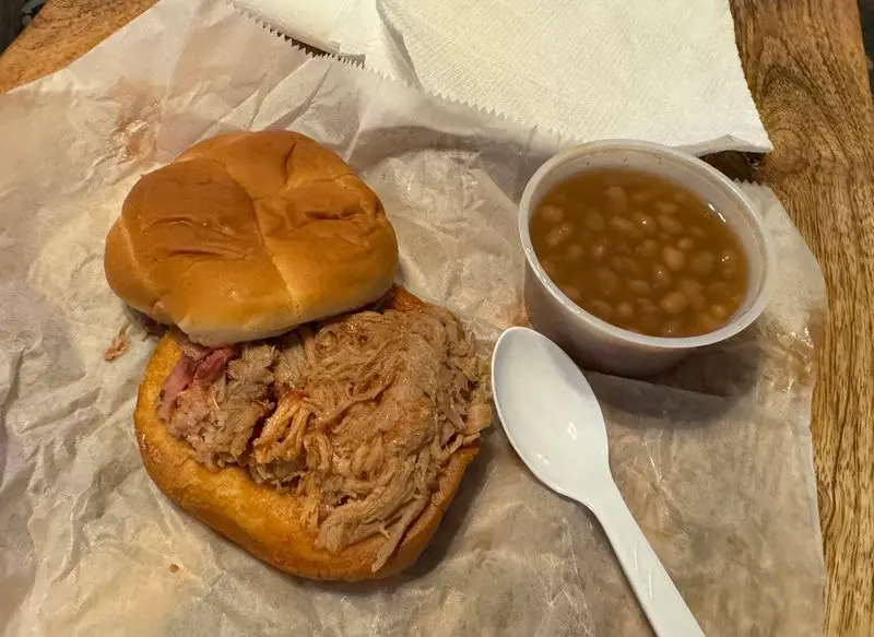 Kelly's BBQ - Covington