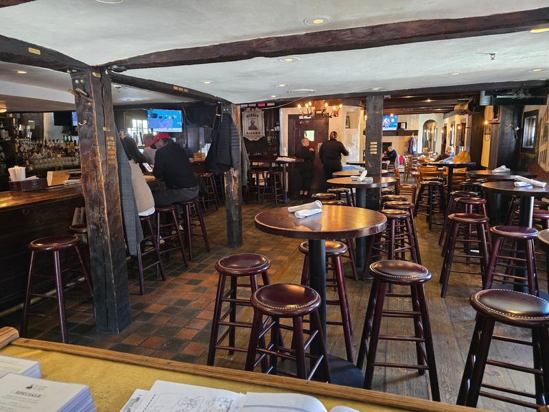 Warren Tavern - Charlestown