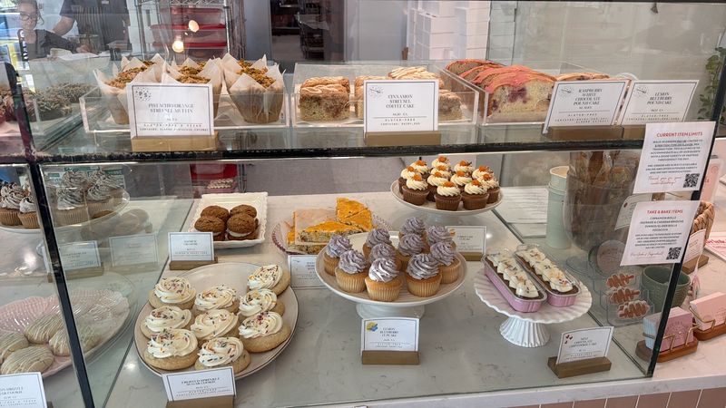 Pinch of Salt Pastries & Coffee - Grapevine