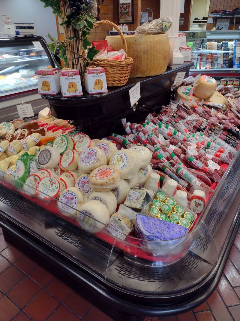 Angelo's Market, New Britain, Hartford County