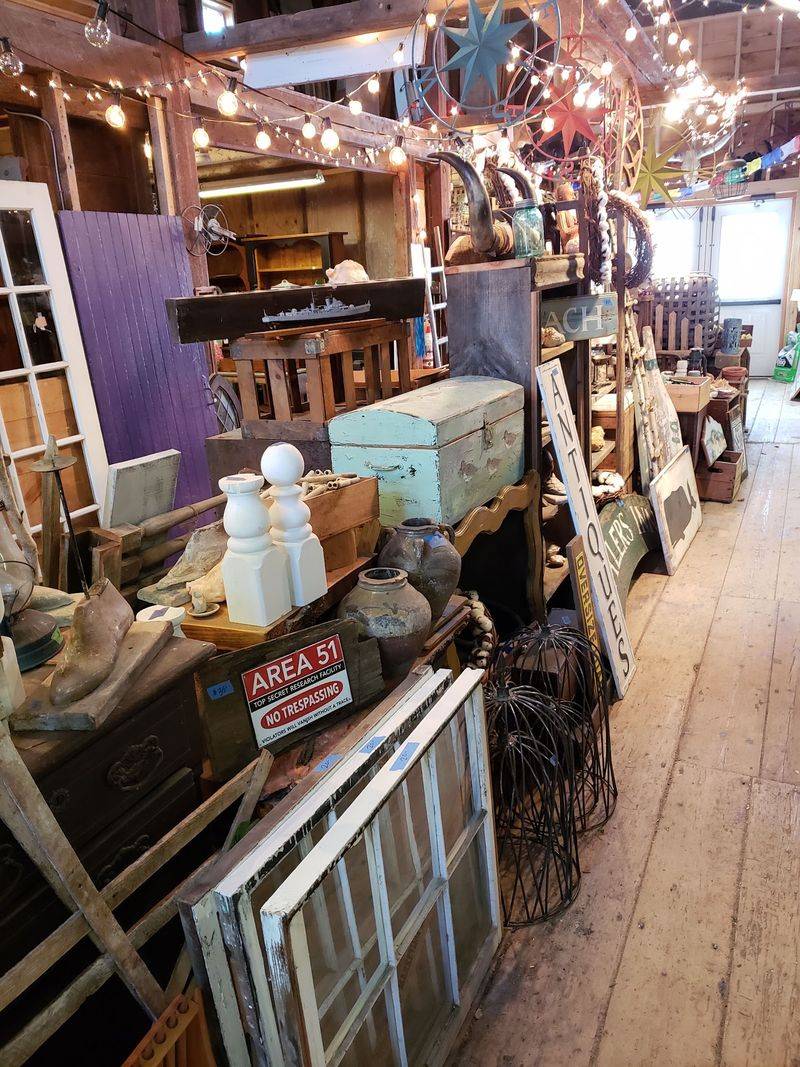 Antiques, Collectibles And Americana Make Every Row Worth Exploring