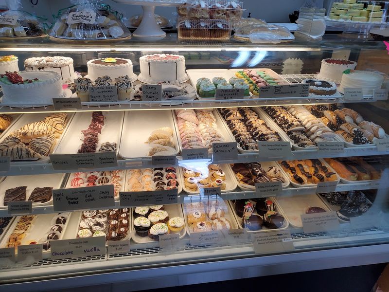 Francesco's Italian Bakery - Charlton