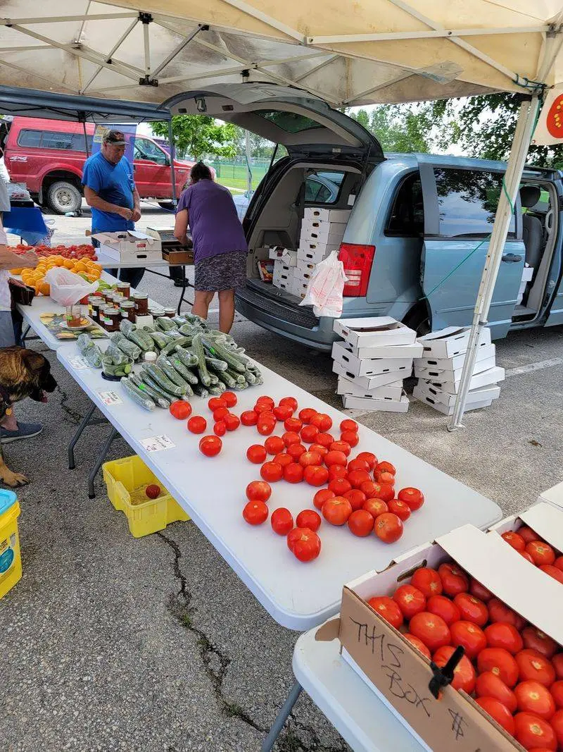 Hiawatha Farmers Market
