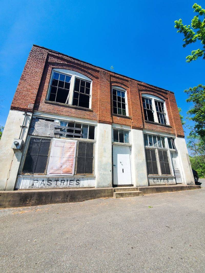 Henry River Mill Village, Hildebran: The Hunger Games