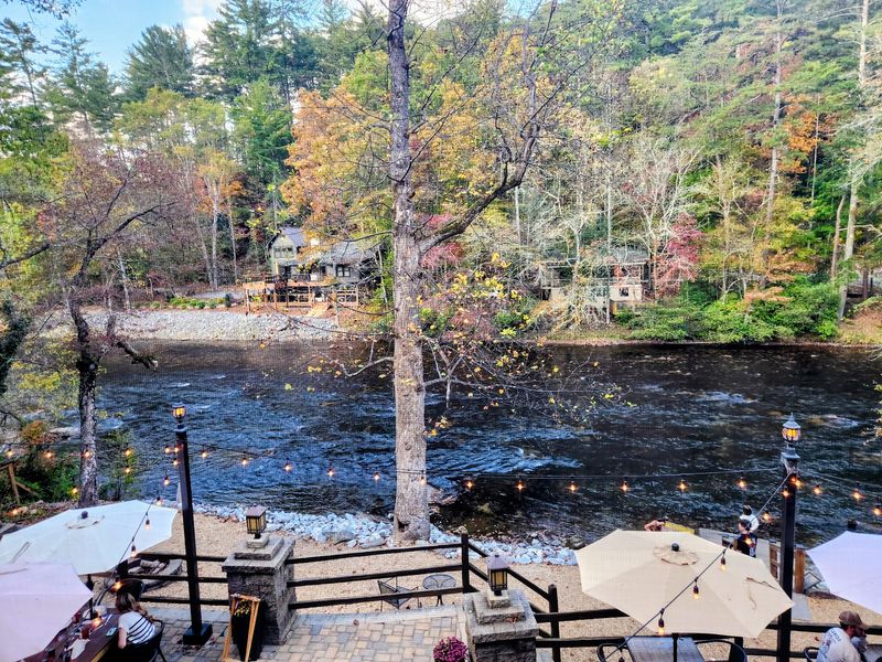 Toccoa Riverside Restaurant - Blue Ridge
