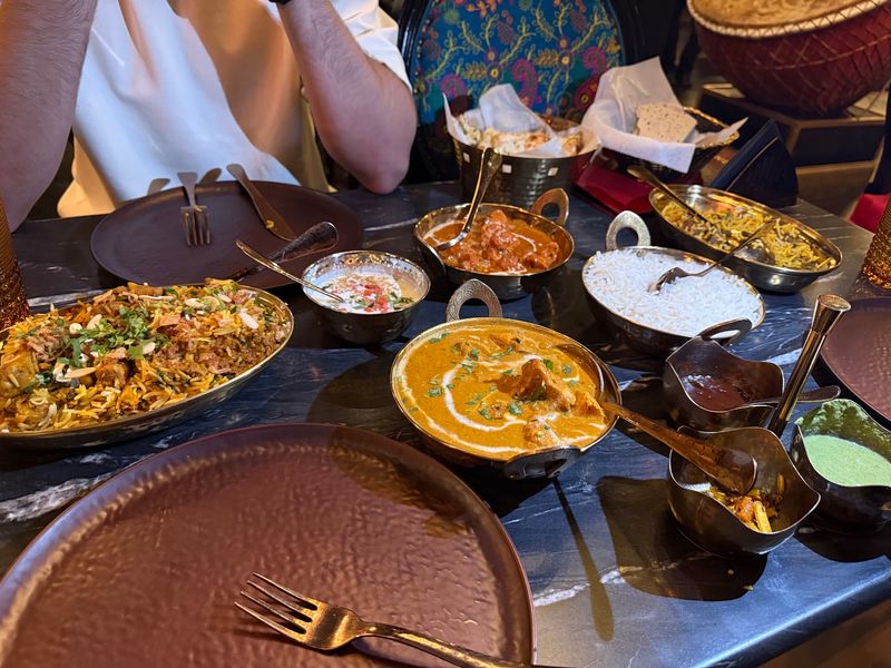 Royal Comfort at Maharani Palace Fine Indian Cuisine & Bar