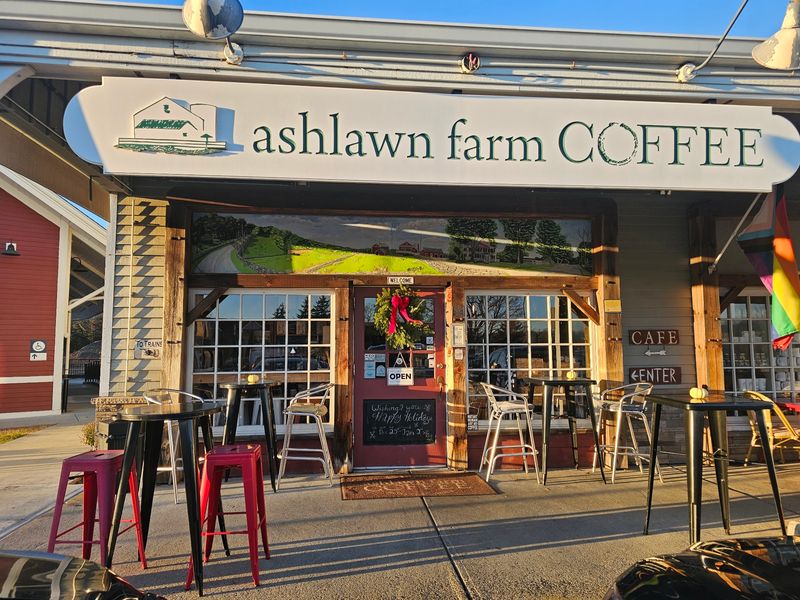 Ashlawn Farm Coffee, Old Saybrook, Middlesex County