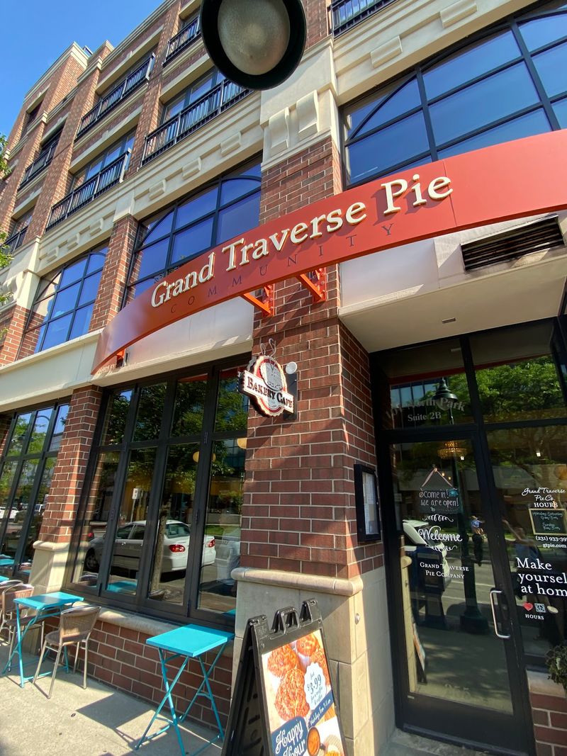 A Sweet Pause on North Park Street
