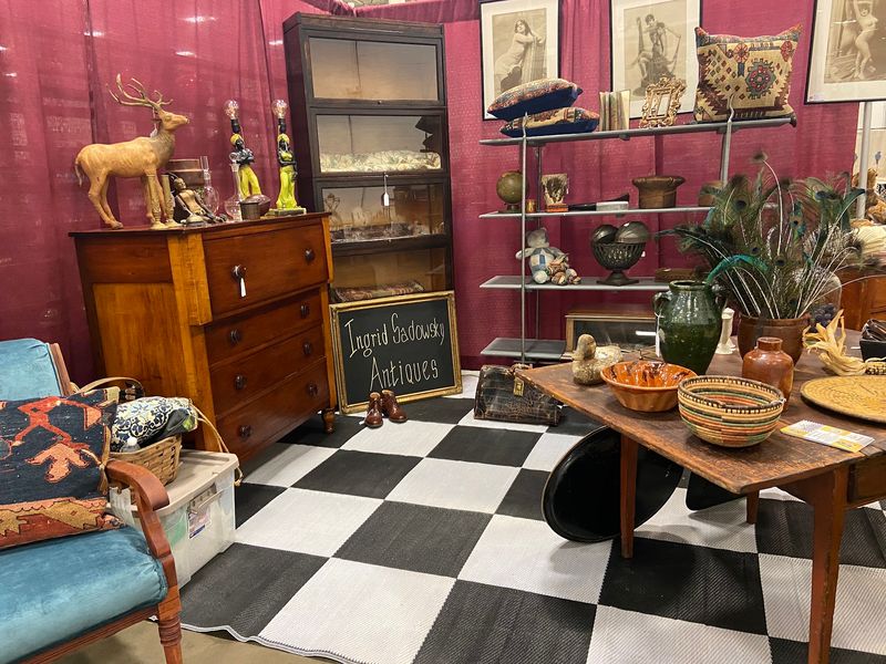 Aisles That Keep Pulling You In - The Big Flea Market