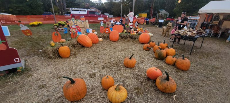 Pumpkinville Farm