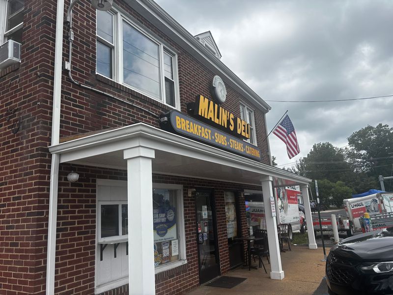 Malin's Deli - Newark