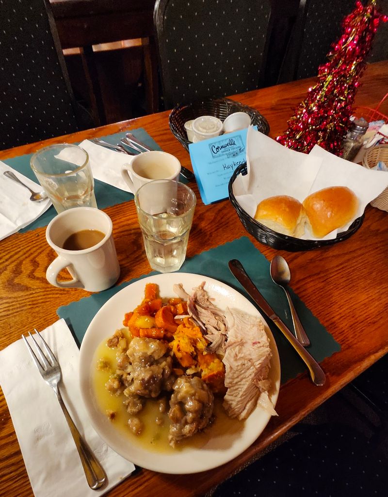 A Turkey Dinner That Ignores the Calendar