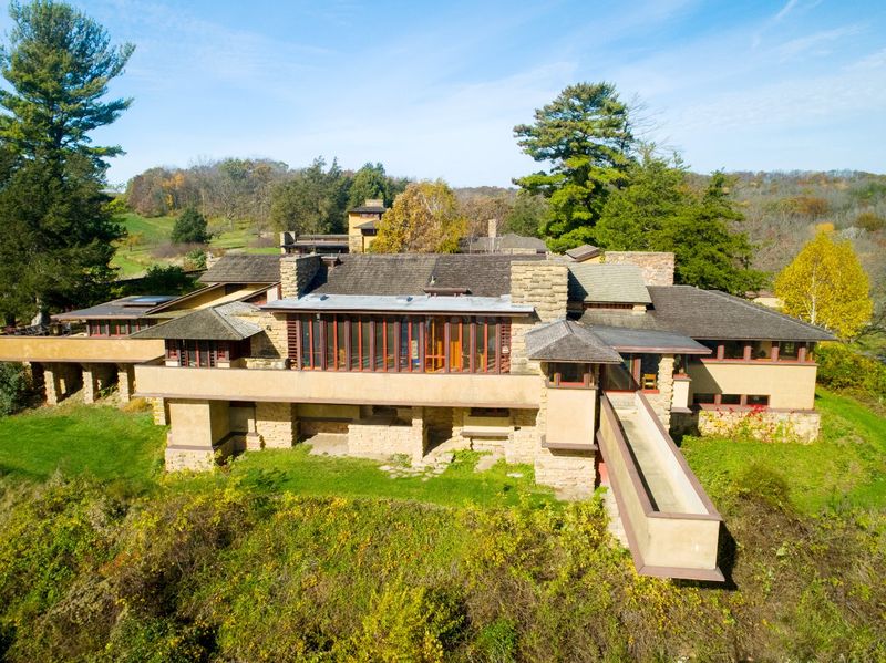 The Wisconsin Valley That Drew Frank Lloyd Wright Home