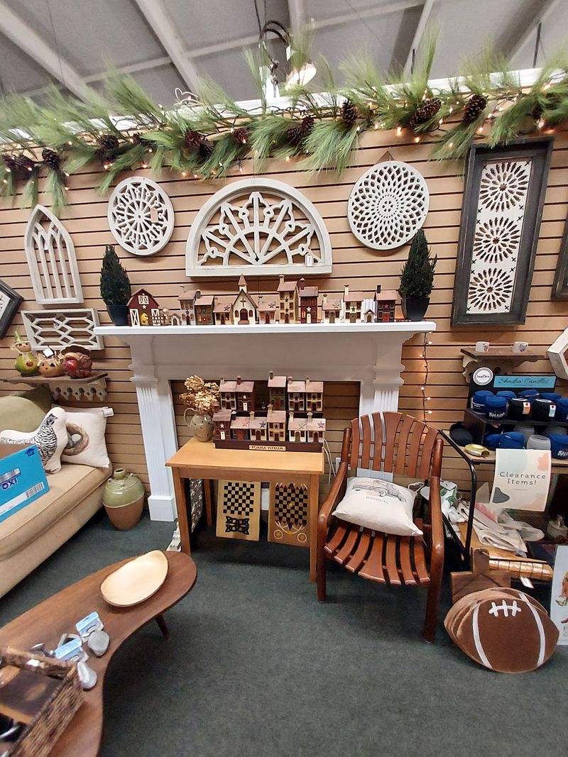 Handmade Crafts That Make Browsing Feel Like Treasure Hunting