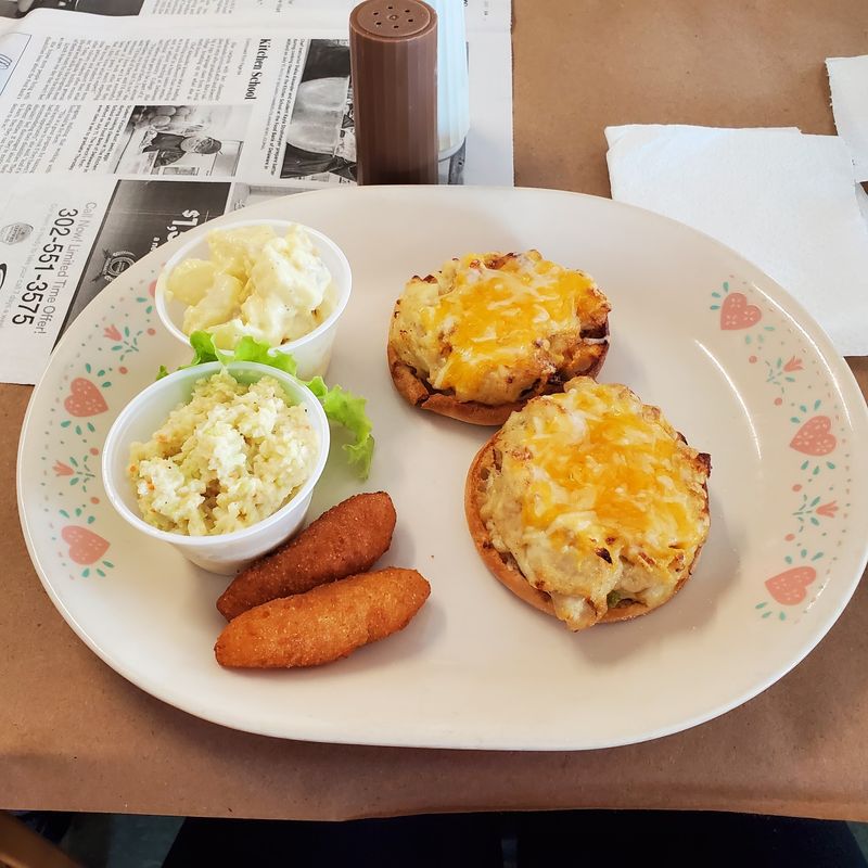 Crab Cakes That Put Crab First
